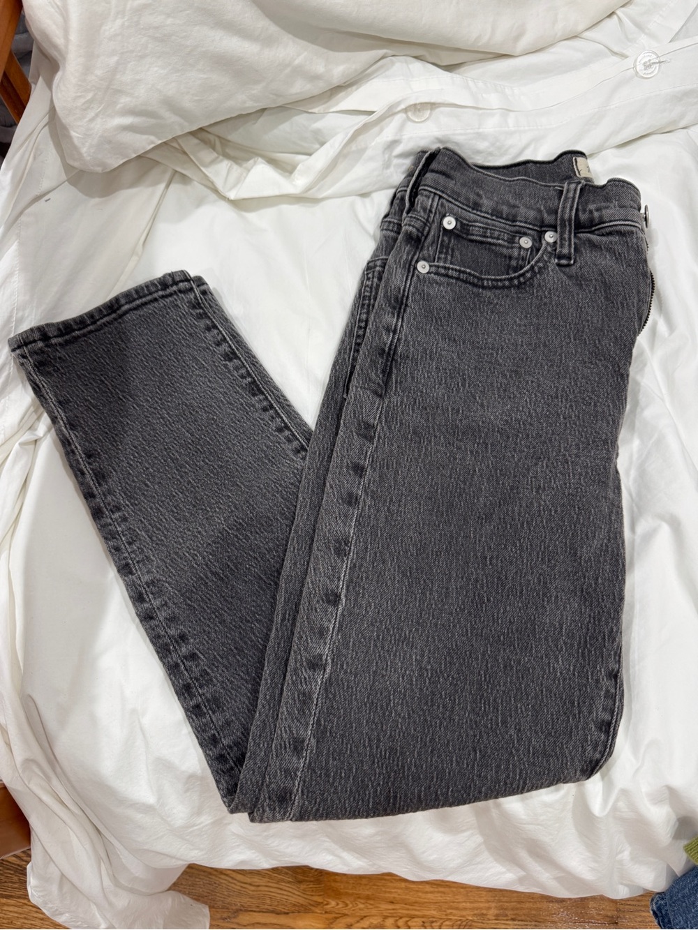 Madewell Straight-Leg Jeans in Washed Black